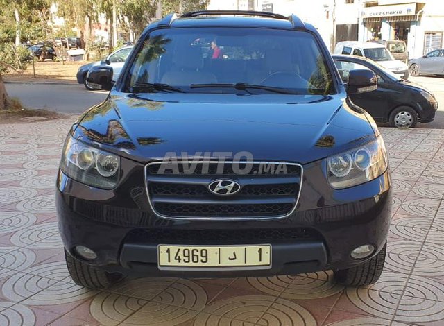 Voiture Hyundai Santa Fe 2009 à Rabat Diesel - 9 chevaux