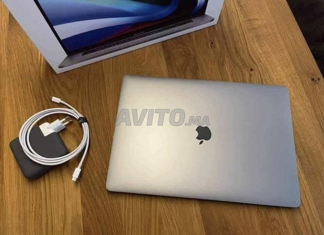 MacBook pro 16 i9 - 1