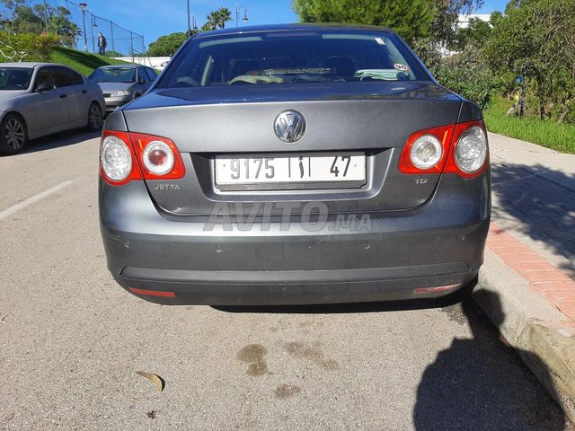 Voiture Volkswagen Jetta 2008 à Tanger Diesel - 8 chevaux