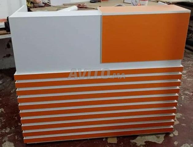 Bureau fabrication local en promotion - 2