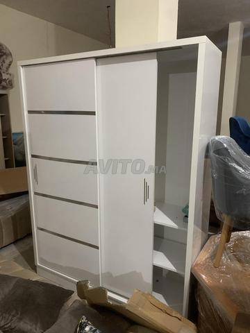 Jshs خزانة ملابس بأبواب جرارة jdjd