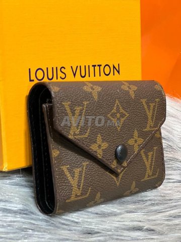 Porte feuille Louis Vuitton Homme, Sacs et Accessoires à Casablanca