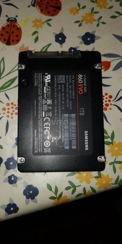 SAMSUNG SSD 1TB 860 EVO - 1