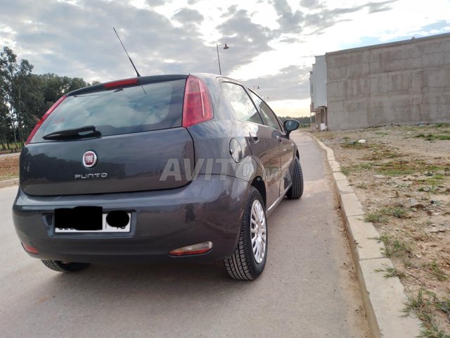 Fiat Punto occasion Essence Modèle 2016