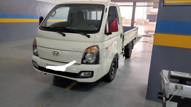camion Hyundai nouveau avec une bonne santé  - 1
