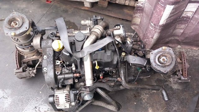 moteur renault megane/ Nissan qashqai  - 3