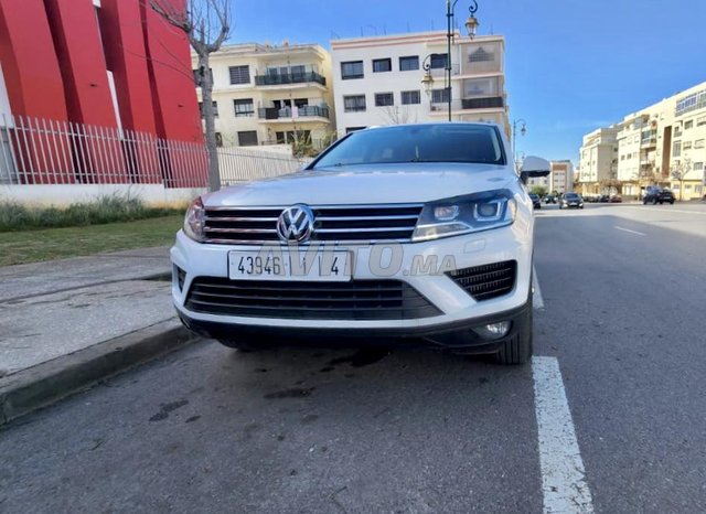 Voiture Volkswagen Touareg 2016 à Rabat Diesel - 12 chevaux