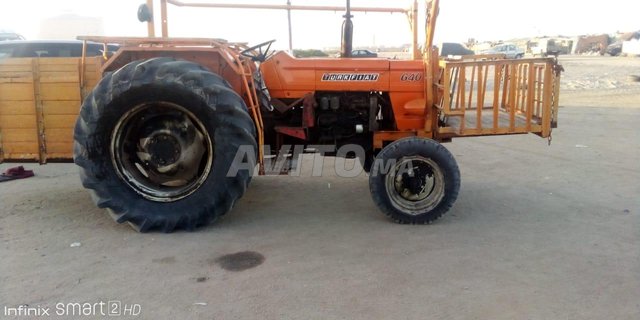 Tracteur agricole  - 1