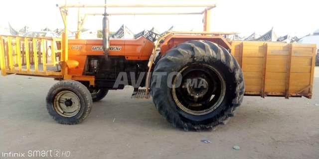 Tracteur agricole  - 2