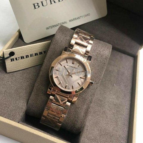 Montre best sale burberry prix