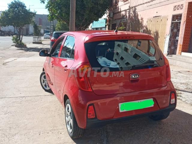 Voiture Kia Picanto 2017 à Agadir Essence - 5 chevaux