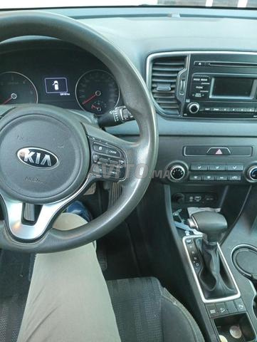 Kia sportage avito
