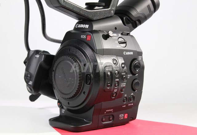 Caméscope Canon EOS C300 - 2