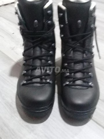 Chaussure militaire - 1
