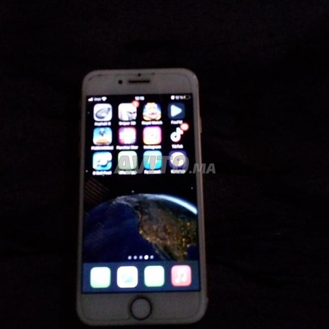 iPhone 8 - 1