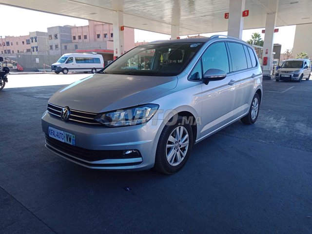 Voiture Volkswagen Touran 2019 à Marrakech Diesel - 8 chevaux