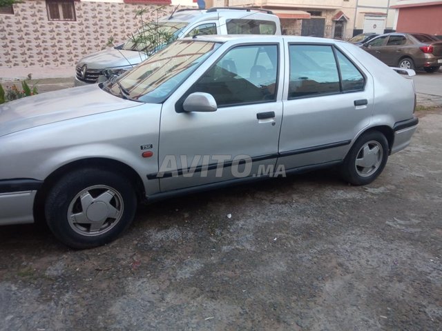 Voiture Renault R19 1992 à Temara Essence