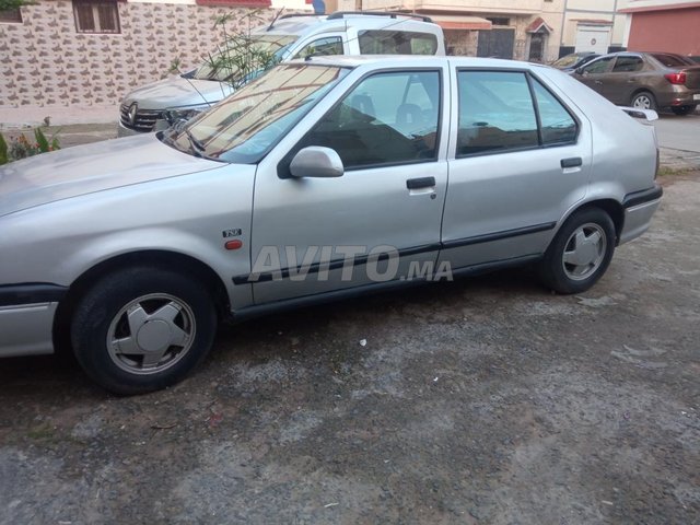 Voiture Renault R19 1992 à Temara  Essence