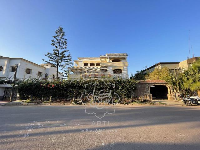 Grande villa bureau habitation 1.200m² Californie