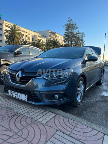 Voiture Renault Megane 2018 à Mohammedia  Diesel  - 6 chevaux