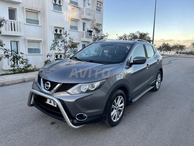 Voiture Nissan Qashqai 2016 à Mdiq Diesel - 6 chevaux