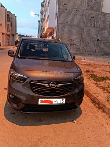 Voiture Opel Combo_life 2019 à Fès Diesel - 6 chevaux