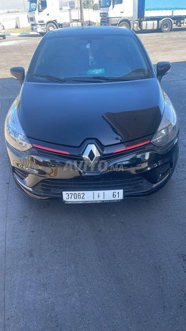 Voiture Renault Clio 2019 à Casablanca  Diesel  - 7 chevaux