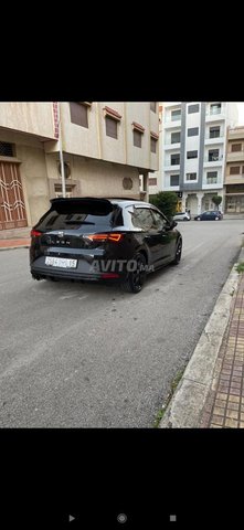 Voiture Seat LEON ST 2015 à Tanger Diesel - 8 chevaux