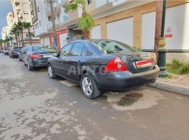 Voiture Ford Mondeo 2003 à Mohammedia  Diesel  - 8 chevaux