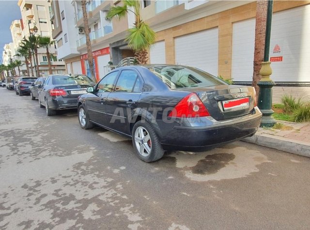 Voiture Ford Mondeo 2003 à Mohammedia Diesel - 8 chevaux