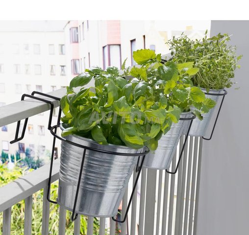 5 Supports pour pots en métal noir avec crochets  