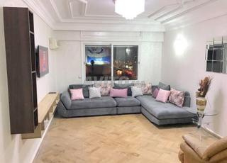 شقة صالون وغرفتين