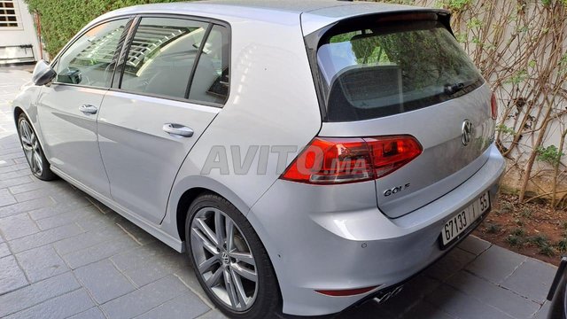 Voiture Volkswagen GOLF 7 2020 à Kénitra Diesel - 8 chevaux