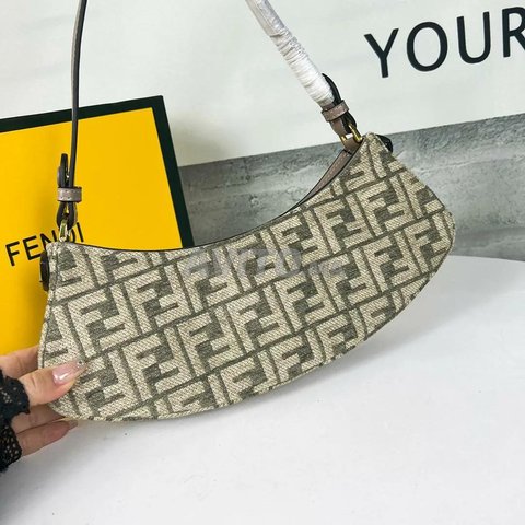 Nouvelle collection outlet fendi