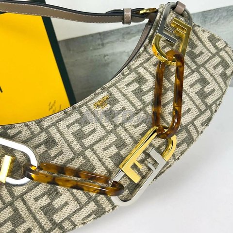 Sac a main clearance fendi nouvelle collection