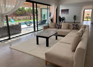 VILLA LUXUEUSE AVEC PISCINE CHAUFFEE