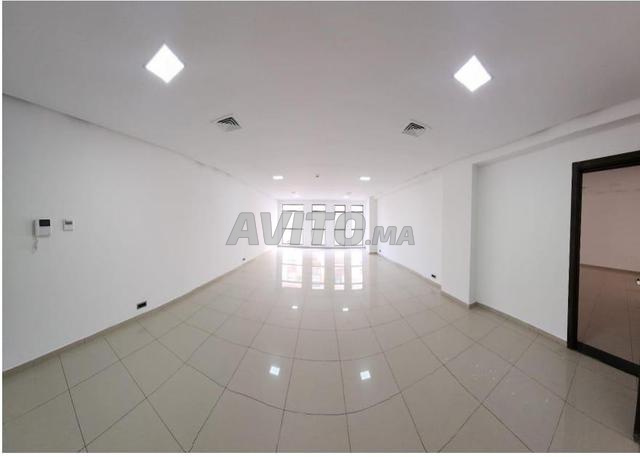 des plateaux bureaux neuf sur bvd Abdelmoumen 