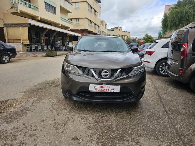 Voiture Nissan Qashqai 2016 à Meknès  Diesel  - 8 chevaux