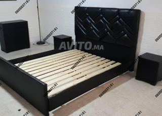 Lit 2 places de chambre.