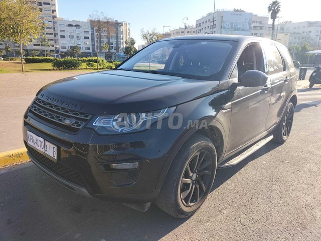 Voiture Land Rover Discovery 2018 à Casablanca Diesel - 8 chevaux