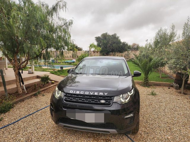 Voiture Land Rover Discovery 2016 à Essaouira Diesel - 9 chevaux