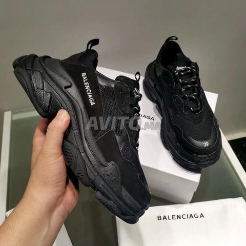 womens black balenciaga triple s