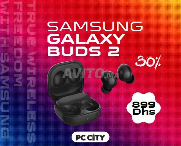 SAMSUNG Galaxy Buds 2