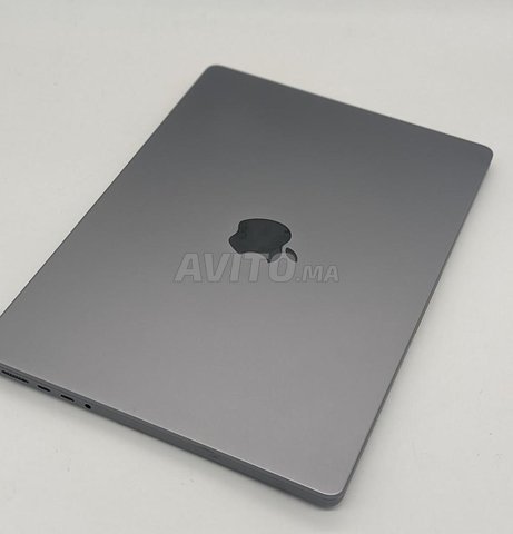 MacBook pro  M1 max 2021 - 4