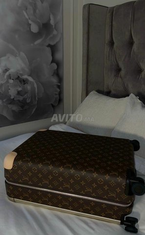 Valise Louis Vuitton en Vrai Cuir, Sacs et Accessoires à Casablanca