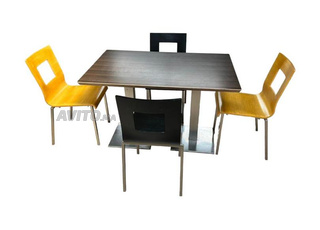 Table de restaurant piét inox 120x75cm Pedrali