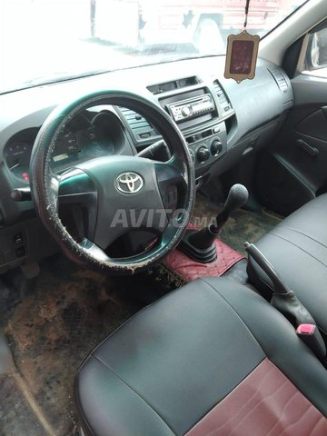 Toyota hilux avito