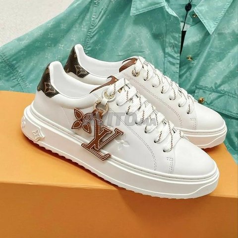 Baskets Louis Vuitton disponible en cuir Chaussures Casablanca