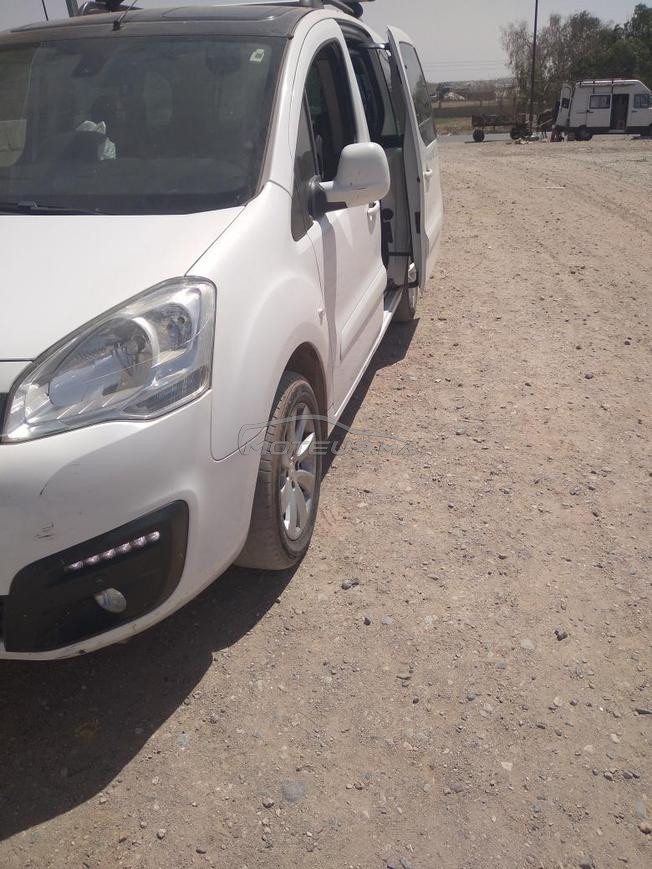 Peugeot tepi