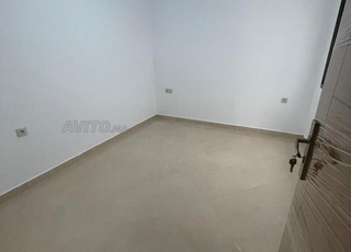 عرض شقة للكراء قرب بيت الصحافة مسنانة طنجة